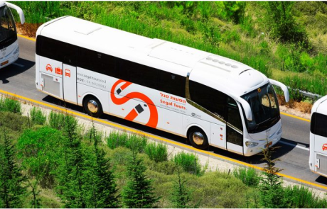 מיניבוס או אוטובוס – בחירת כלי הרכב המתאים לצרכי ההסעה